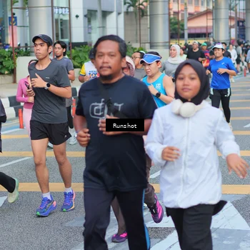 Runner Photo 5034005