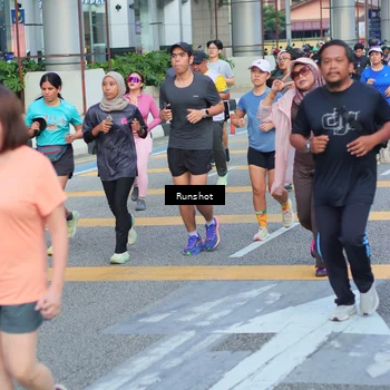 Runner Photo 5034007