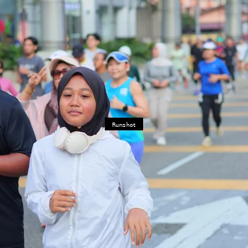 Runner Photo 5034010