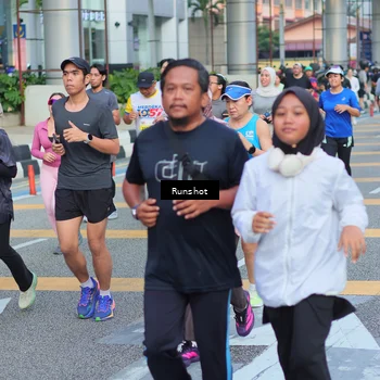 Runner Photo 5034011