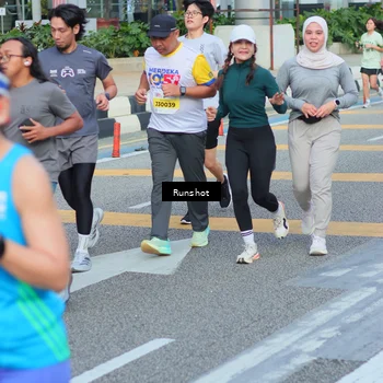 Runner Photo 5034025