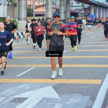 Runner Photo 5034043