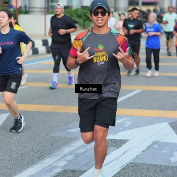 Runner Photo 5034045