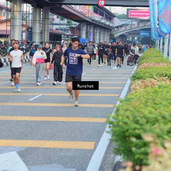 Runner Photo 5034100
