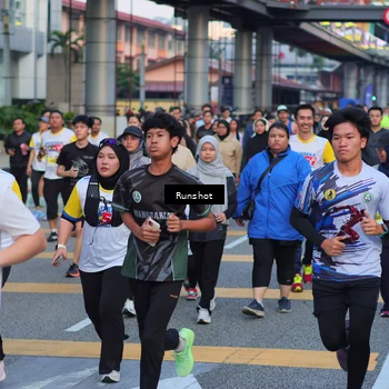 Runner Photo 5034174