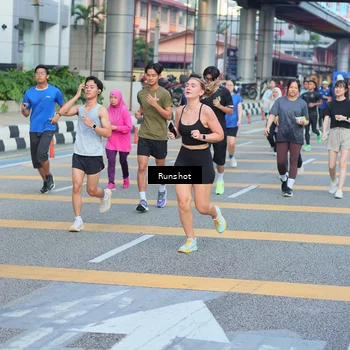 Runner Photo 5034213