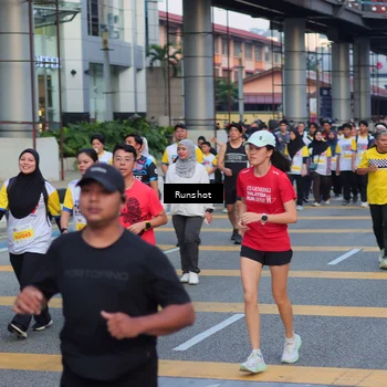 Runner Photo 5034240