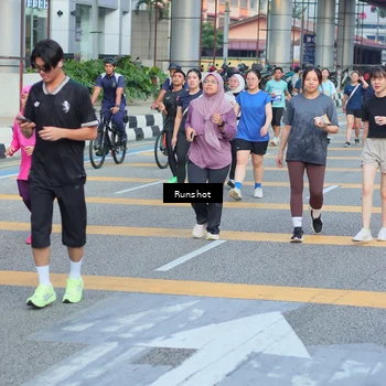 Runner Photo 5034242