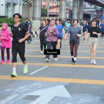 Runner Photo 5034244
