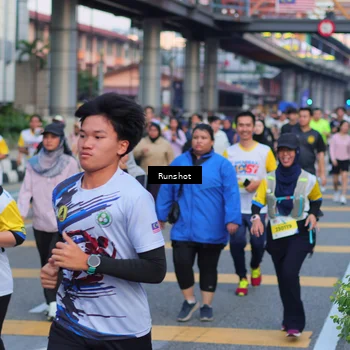 Runner Photo 5034253