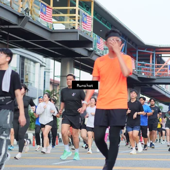 Runner Photo 5034343