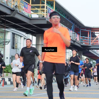Runner Photo 5034345