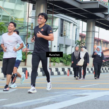 Runner Photo 5034416