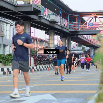 Runner Photo 5034793