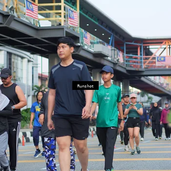 Runner Photo 5034915