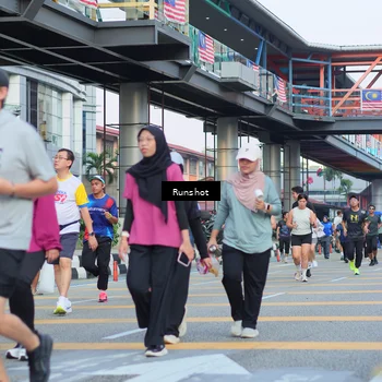 Runner Photo 5034972