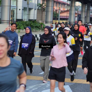Runner Photo 5035270