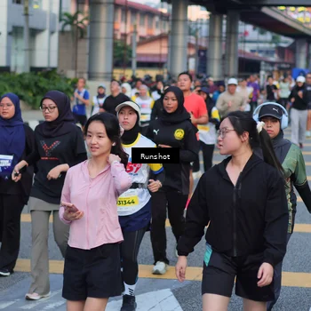 Runner Photo 5035300