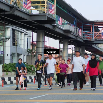 Runner Photo 5035655