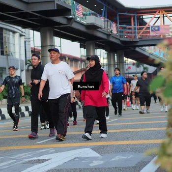 Runner Photo 5035665