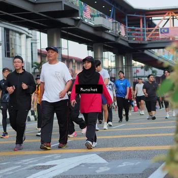 Runner Photo 5035670