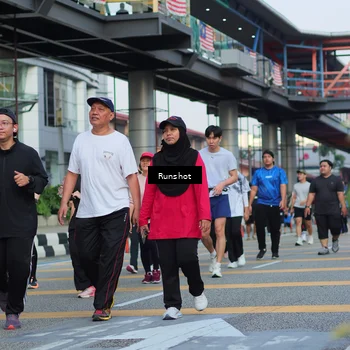 Runner Photo 5035680