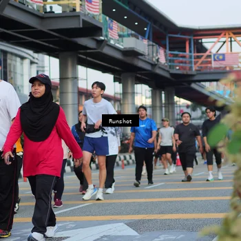 Runner Photo 5035696