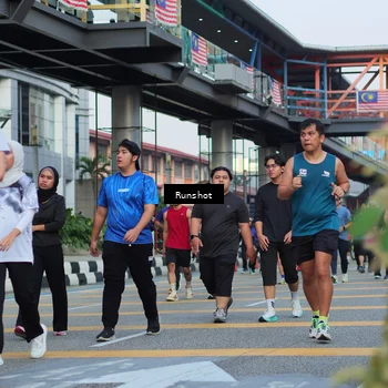 Runner Photo 5035731