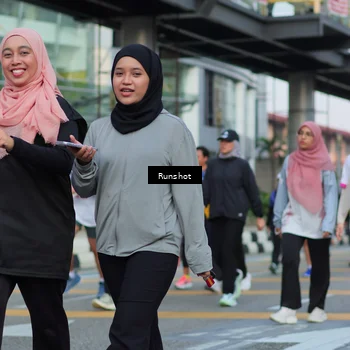 Runner Photo 5035875