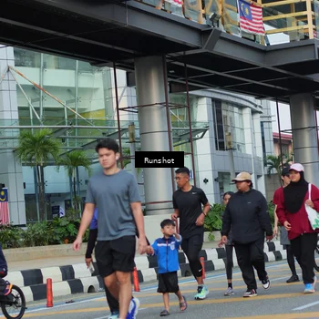 Runner Photo 5035898
