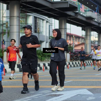 Runner Photo 5035953