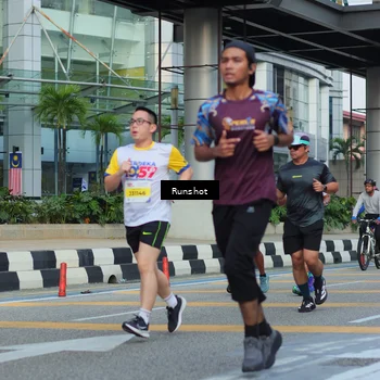 Runner Photo 5035982