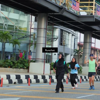 Runner Photo 5036004