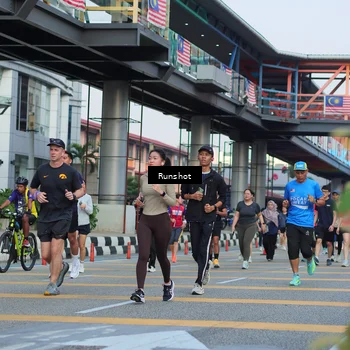Runner Photo 5036029