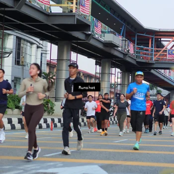 Runner Photo 5036033