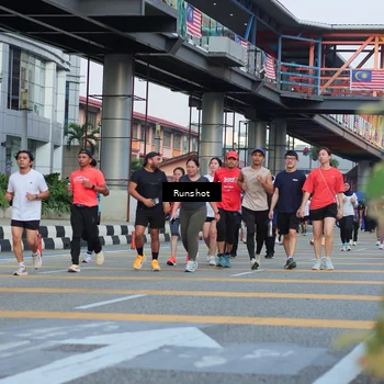 Runner Photo 5036051