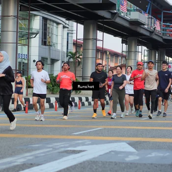 Runner Photo 5036054