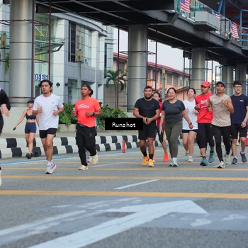 Runner Photo 5036057
