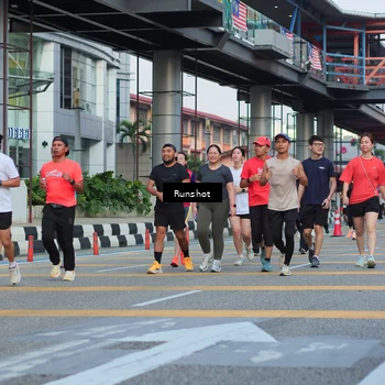 Runner Photo 5036061