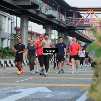 Runner Photo 5036068