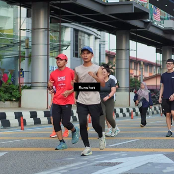 Runner Photo 5036075