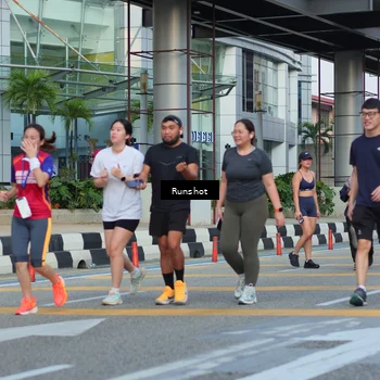 Runner Photo 5036084
