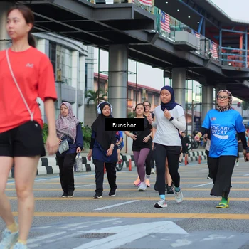 Runner Photo 5036105