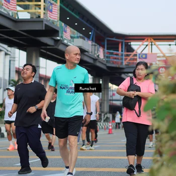 Runner Photo 5036197