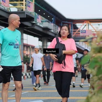 Runner Photo 5036212