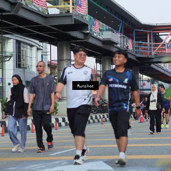 Runner Photo 5036238