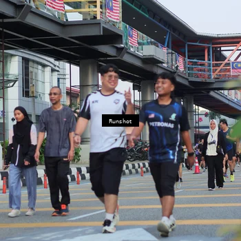 Runner Photo 5036245