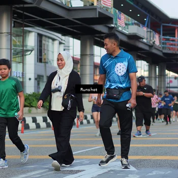 Runner Photo 5036300