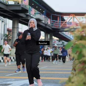 Runner Photo 5036320