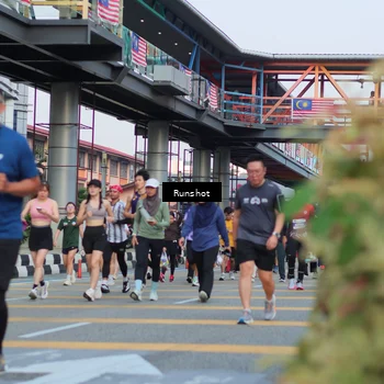 Runner Photo 5036353